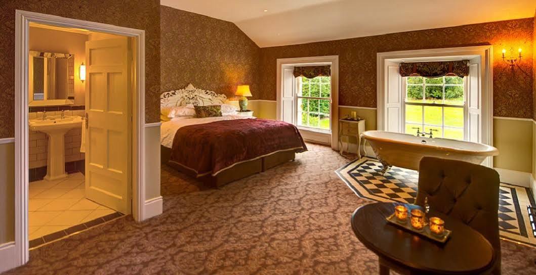 ホテル Bellingham Castle ダンドーク エクステリア 写真